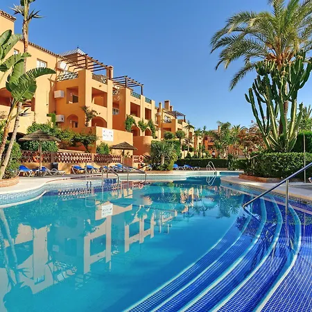 Mijas Costa Oasis By Grangefield Oasis Club