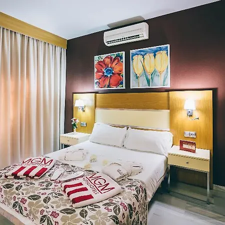 Aparthotel Mijas Costa Oasis By Grangefield Oasis Club Sitio de Calahonda