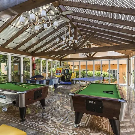 Mijas Costa Oasis By Grangefield Oasis Club Aparthotel