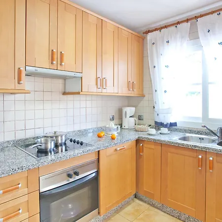 Mijas Costa Oasis By Grangefield Oasis Club Aparthotel 3*