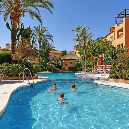 Mijas Costa Oasis By Grangefield Oasis Club